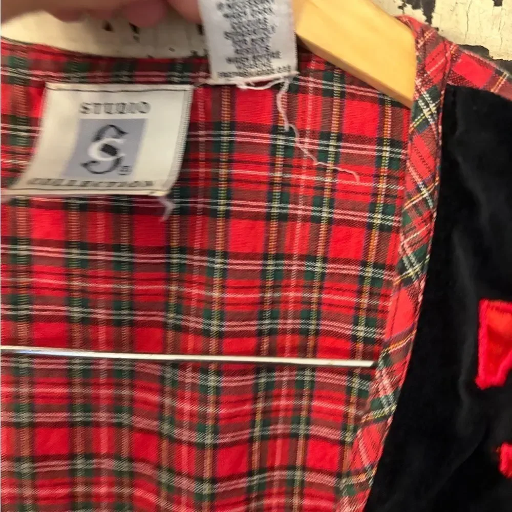 Festive Christmas Vest with Embroidered Letters w plaid inside. Vintage size L